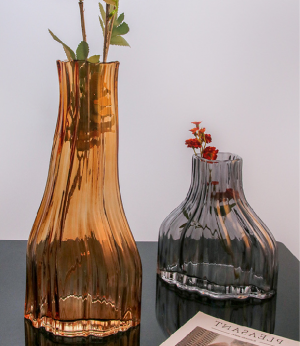 wrinkle glass vase